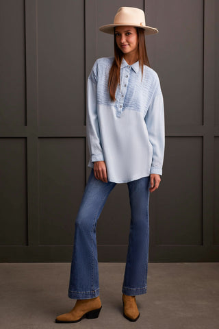 alt view 4 - POP-OVER DENIM TUNIC WITH TUCK DETAIL-Soft peri